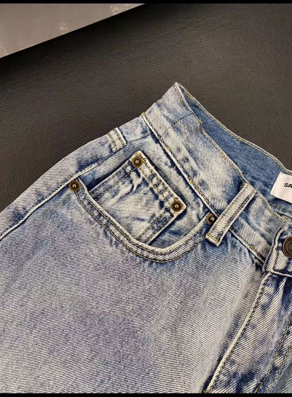 High-waisted jeans - women's clothing, detail view 5 | LUXIUM MARKET