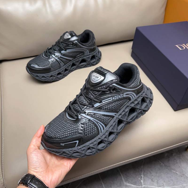 Premium Tech-Runner Sneakers - men's shoes, detail view 8 | LUXIUM MARKET