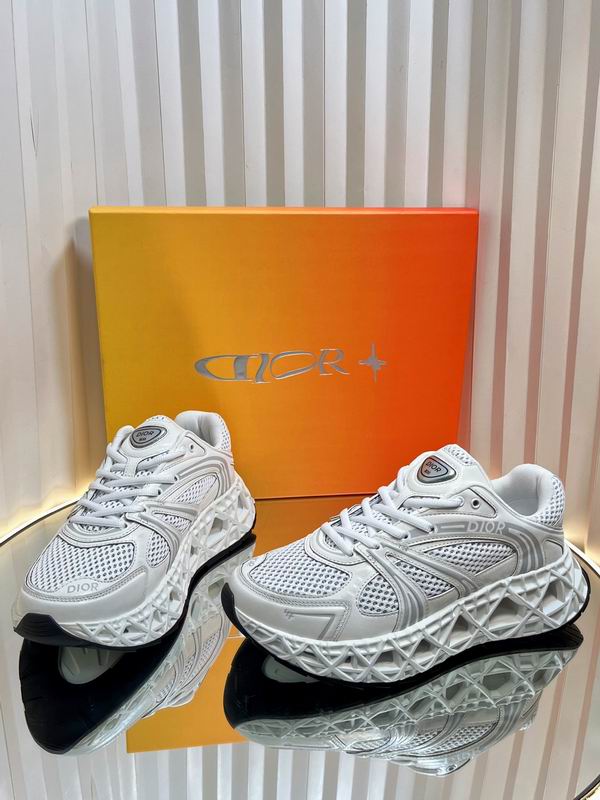 Architect Runner Sneakers - men's shoes, detail view 6 | LUXIUM MARKET