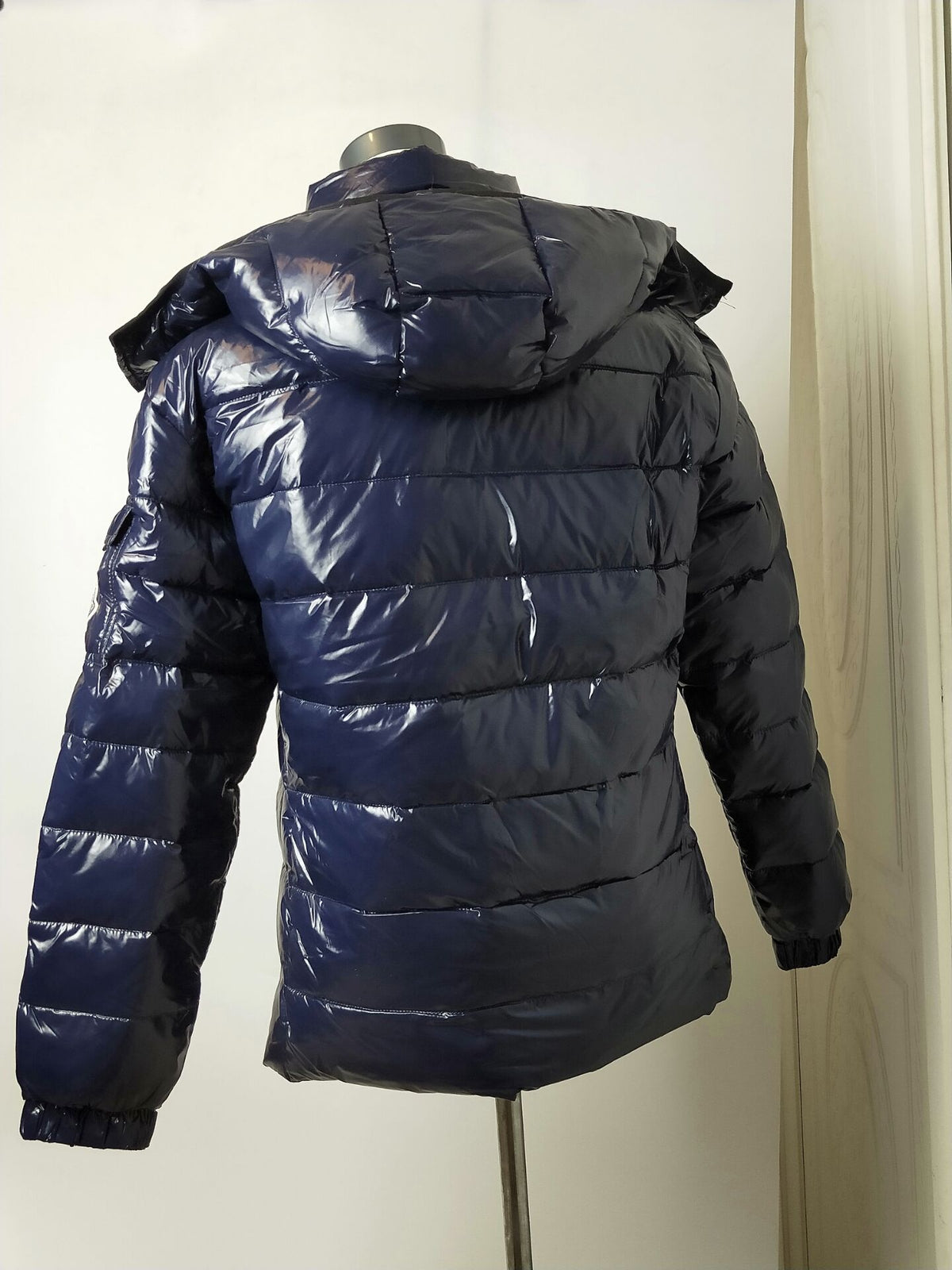 90% DUCK Hooded Down Puffer Jacket - clothing, detail view 10 | LUXIUM MARKET