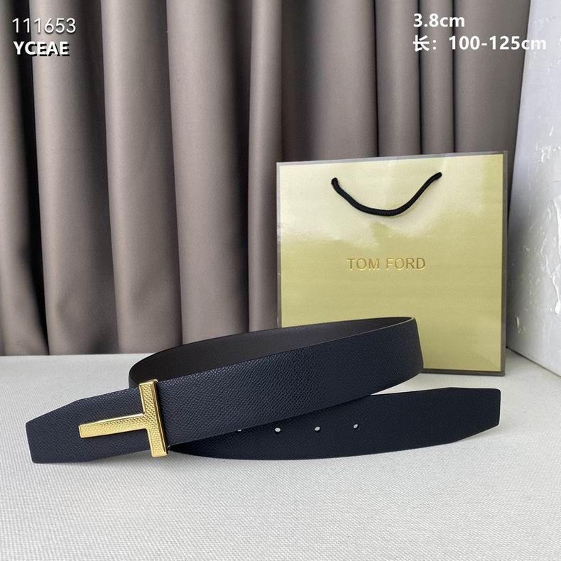 Classic Belt with Metal Buckle - men's accessory, detail view 2 | LUXIUM MARKET