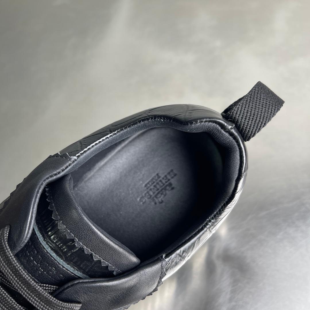 H Striped Leather Sneakers