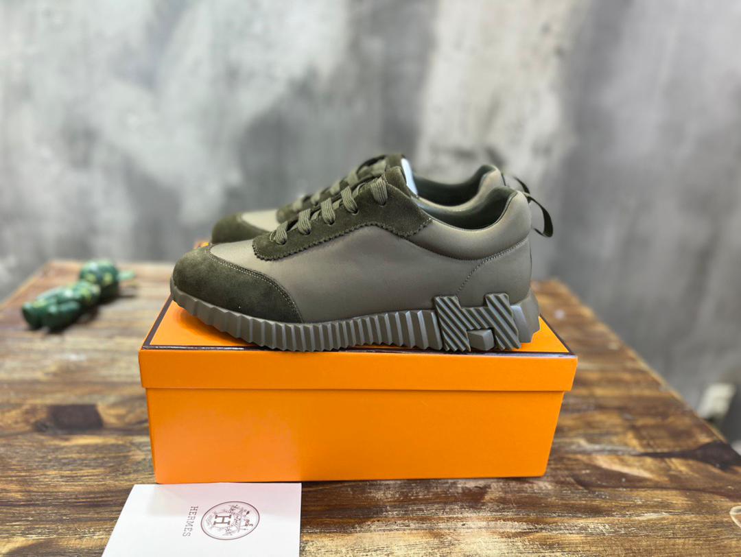 H Striped Leather Sneakers