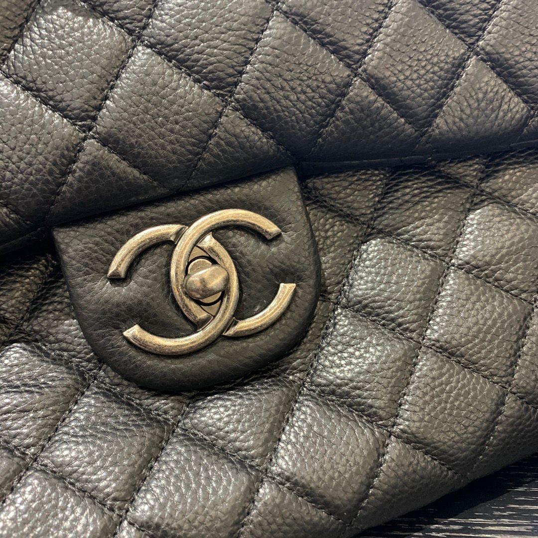 Classic Shoulder Big Bag - women's bag, detail view 5 | LUXIUM MARKET