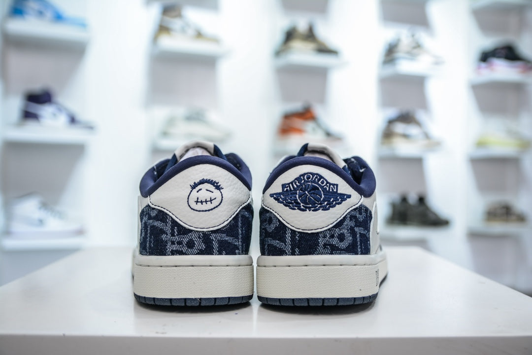 Limited Edition Low-Top Sneakers - men's shoes, detail view 8 | LUXIUM MARKET