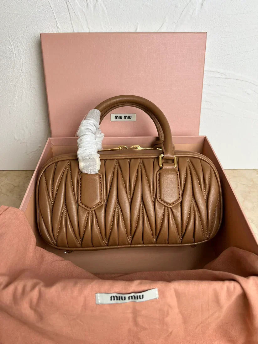 METELASSÉ Bowling Bag - women's bag, detail view 8 | LUXIUM MARKET