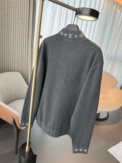 LUXURY KNIT SWEATER - clothing, detail view 6 | LUXIUM MARKET