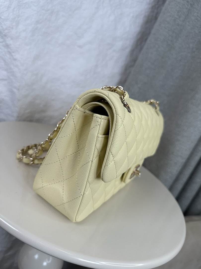 Large classic yellow shoulder bag