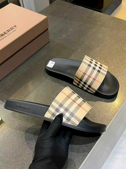 Classic Check Comfort Slides - women's shoes, detail view 2 | LUXIUM MARKET