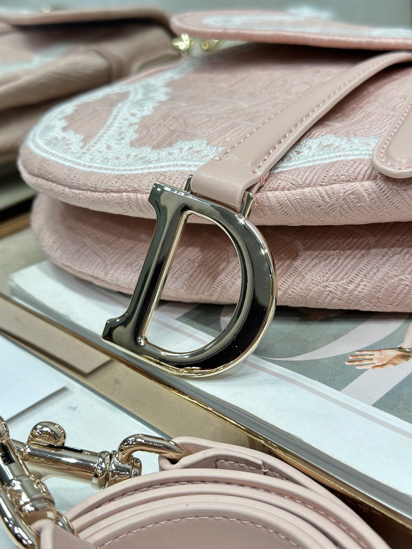 Pink Elegant Shoulder Bag