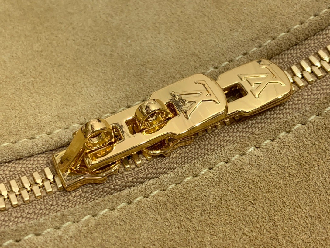 Express Shoulder Bag