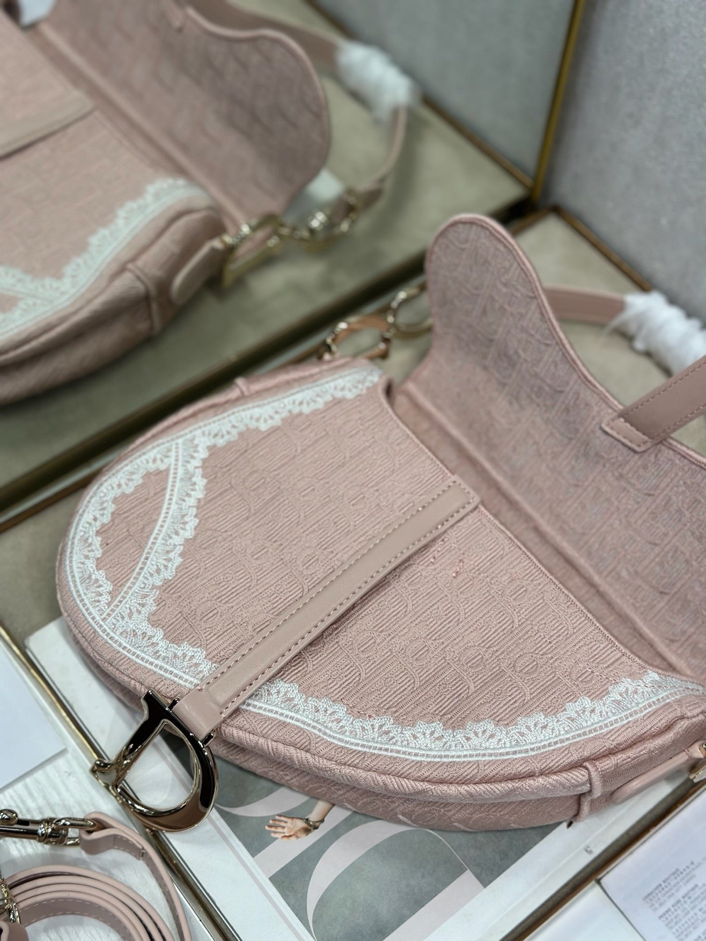 Pink Elegant Shoulder Bag