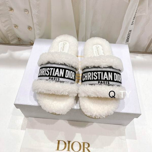 Ivory Plush Cozy Slides