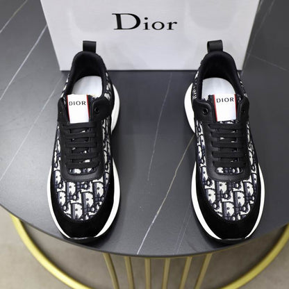 Premium Pattern Runner Sneakers - men's shoes, detail view 2 | LUXIUM MARKET