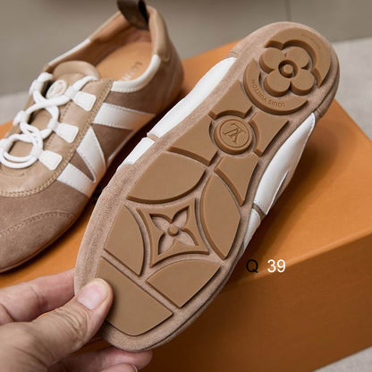 Suede Low-Top Sneakers - men's shoes, detail view 2 | LUXIUM MARKET