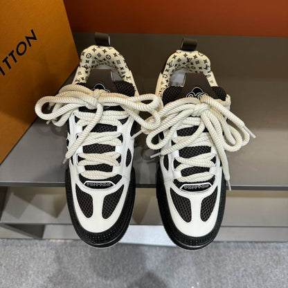 Classic Premium Sneakers - men's shoes, detail view 3 | LUXIUM MARKET