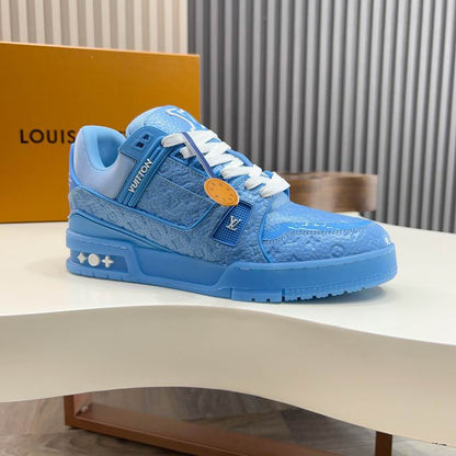 Classic Premium Sneakers - men's shoes, detail view 3 | LUXIUM MARKET