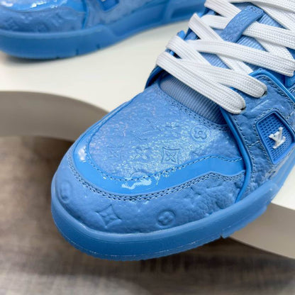 Classic Premium Sneakers - men's shoes, detail view 2 | LUXIUM MARKET