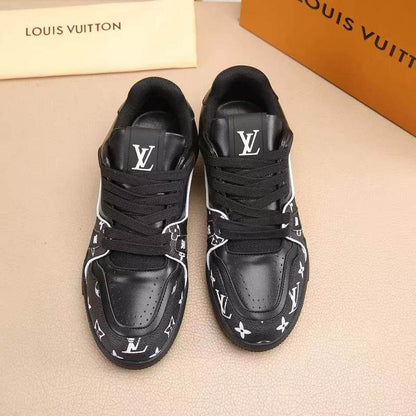 Classic Premium Sneakers - men's shoes, detail view 2 | LUXIUM MARKET