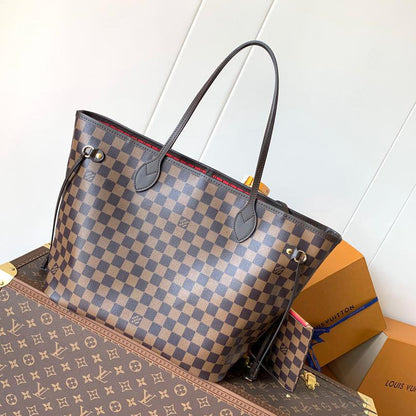 Elegant Checkered Tote Bag - women's bag | LUXIUM MARKET