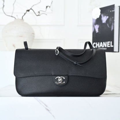 Premium Black Shoulder Bag - women's bag | LUXIUM MARKET