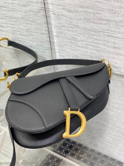 Elegant Curved Saddle Shoulder Bag - women's bag, detail view 6 | LUXIUM MARKET