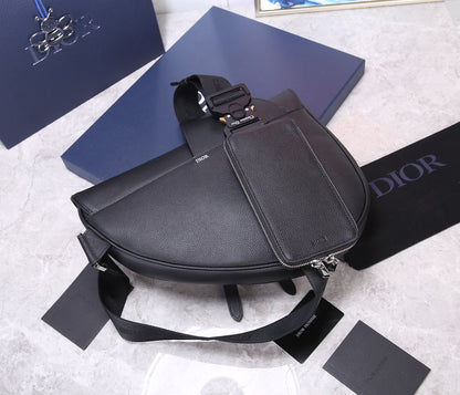 Premium Crossbody Bag - men's bag, detail view 9 | LUXIUM MARKET