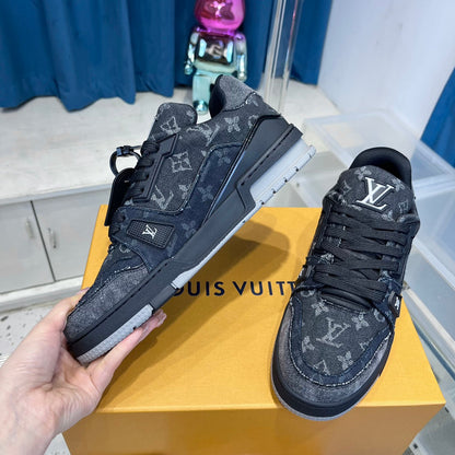 Luxury High-End Leather Trainers - men's shoes | LUXIUM MARKET