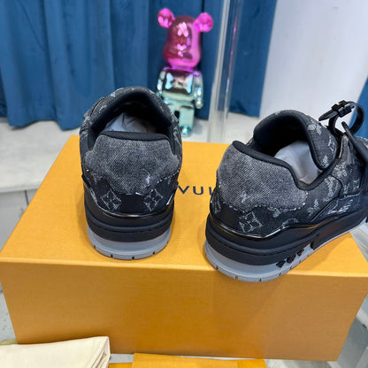 Luxury High-End Leather Trainers - men's shoes, detail view 6 | LUXIUM MARKET