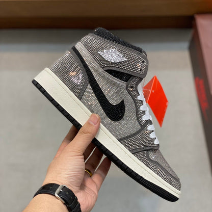 Trainers Collaboration – Limited Edition - men's shoes | LUXIUM MARKET