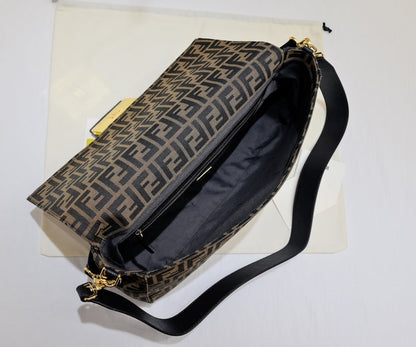 Monogram Baguette Bag Large - women's bag, detail view 4 | LUXIUM MARKET