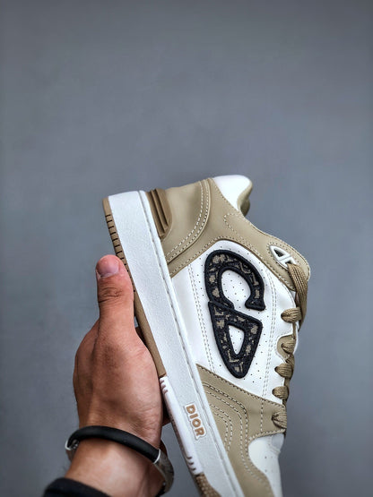 B57-Inspired Low-Top Sneakers - men's shoes, detail view 4 | LUXIUM MARKET