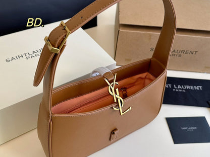 Shoulder Bag – Minimal Edition - women's bag, detail view 4 | LUXIUM MARKET