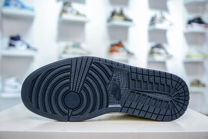 Limited Edition Low-Top Sneakers - men's shoes, detail view 5 | LUXIUM MARKET