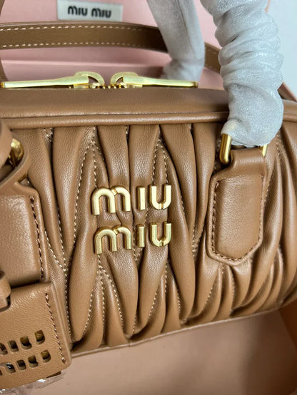 METELASSÉ Bowling Bag - women's bag, detail view 7 | LUXIUM MARKET