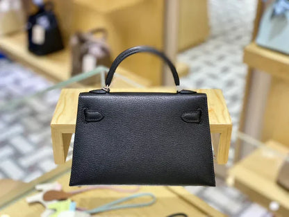 19 Chevre Black - women's bag, detail view 4 | LUXIUM MARKET