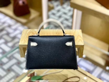 Panda in Black & White 19 - women's bag, detail view 4 | LUXIUM MARKET