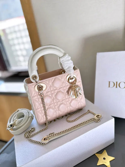 Princess Shoulder Bag - women's bag, detail view 3 | LUXIUM MARKET