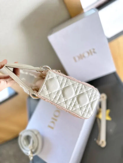 Princess Shoulder Bag - women's bag, detail view 2 | LUXIUM MARKET