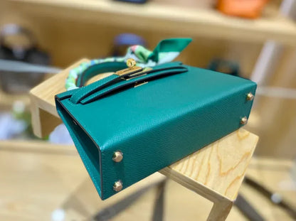 Mini 19 Malachite Green - women's bag, detail view 2 | LUXIUM MARKET