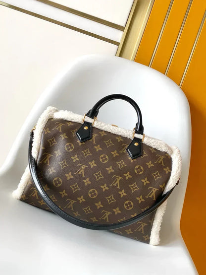 Leather Bag With Soft Trim - women's bag, detail view 7 | LUXIUM MARKET