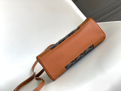 Classic Pattern Top Handle Bag - women's bag, detail view 5 | LUXIUM MARKET